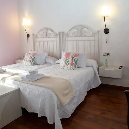 El Valle Rural Casa de hóspedes 4*